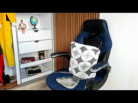 yandi_hot's cam snapshot