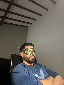 PapiGuapoLatino1's cam snapshot