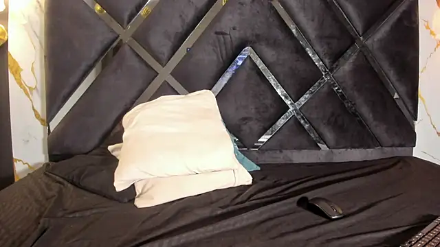 CataAdams's cam snapshot