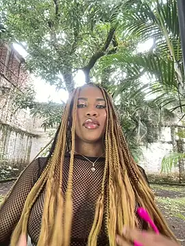 LucianaaMorena's cam snapshot