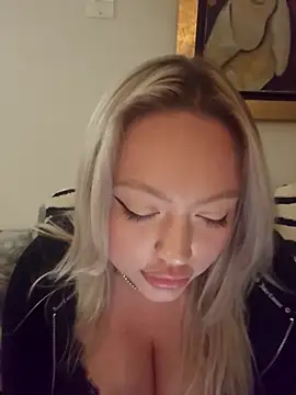 misstitmouseofficial's cam snapshot