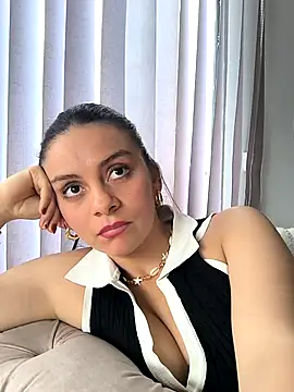 luisa__rosse's cam snapshot