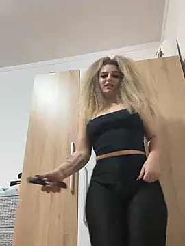 CrazyJessika live sex cam