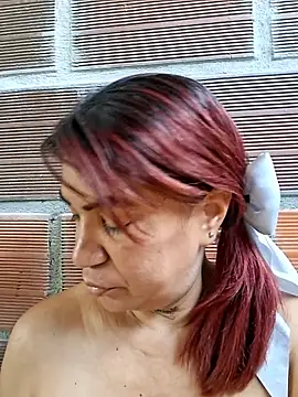 Naughty_Mature69 live sex cam