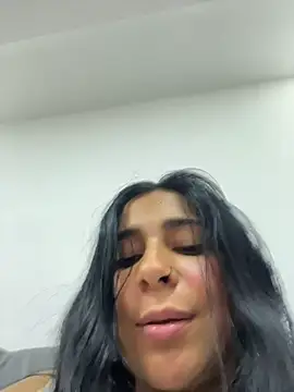 Meganmilk1 live sex cam