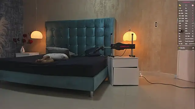 MelanieRioss live sex cam