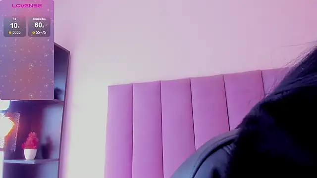 violet_myerrs's cam snapshot