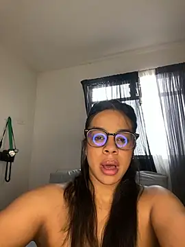 trianawhite's cam snapshot