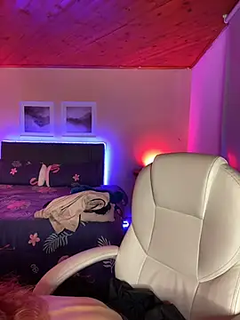 Maraia_pink18's cam snapshot