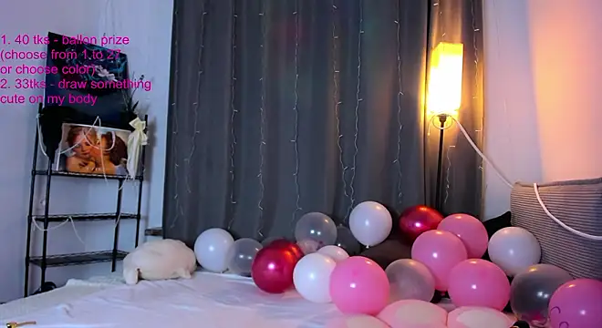 WarmAtEdges's cam snapshot