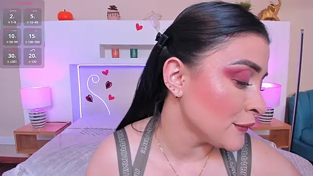 AnikaRomanoff_'s cam snapshot