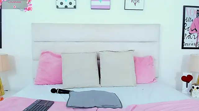 JoslinEvans live sex cam