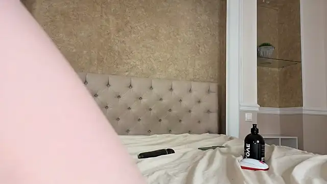 MollyDollz's cam snapshot