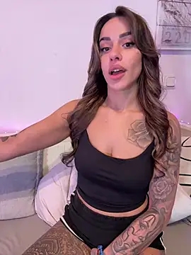 -Alisa's cam snapshot