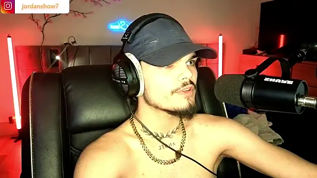 JordanShow live sex cam