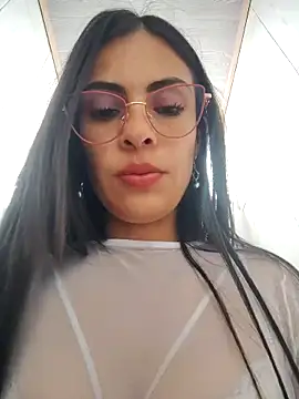 Astrid-- live sex cam