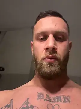 Tiziano94 live sex cam