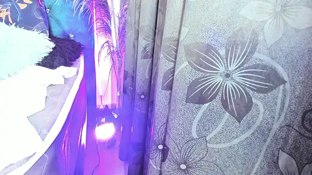 Roxanna_0's cam snapshot