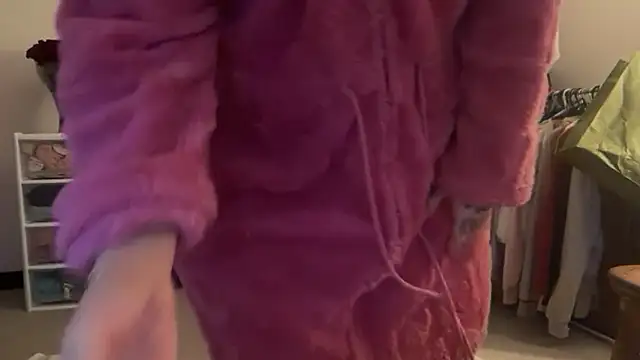 blissdimicco's cam snapshot