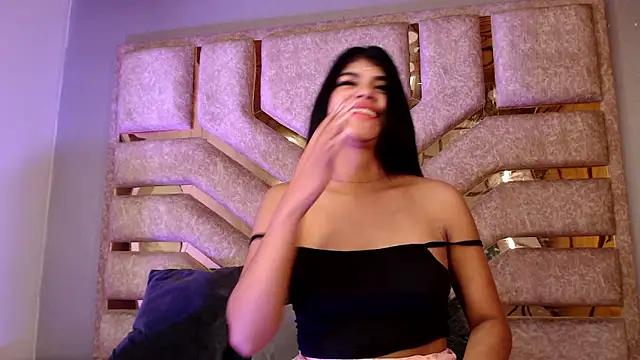 VyoletFox's cam snapshot