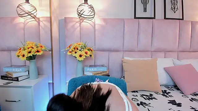 Ary_evans__'s cam snapshot