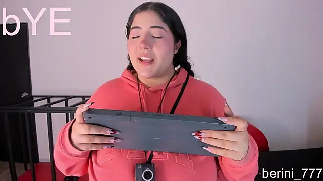 AmberiniHoffman live sex cam