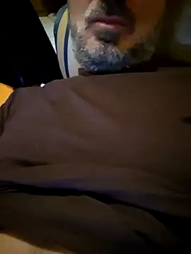 1talianBeutifulCock's cam snapshot