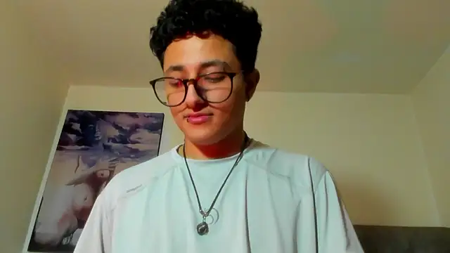 Adonibaskerville4's cam snapshot