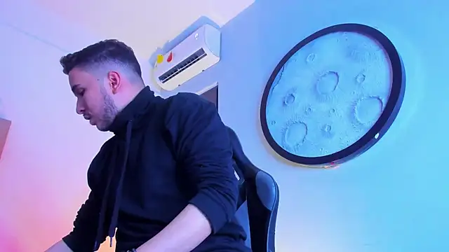 mike_257's cam snapshot