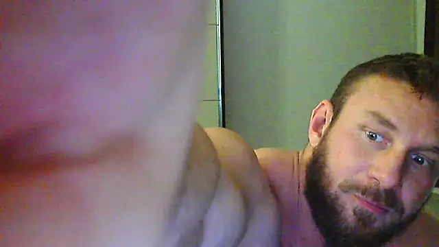 muscularkevin's cam snapshot