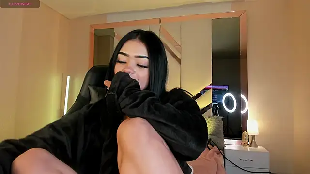 EmmaStonns's cam snapshot