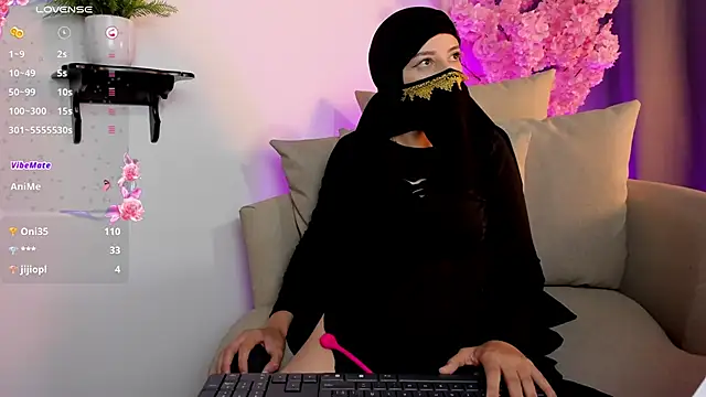 dolunay_farah's cam snapshot