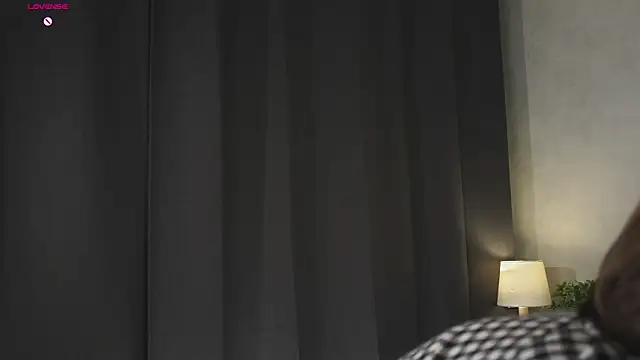 MeghanElson live sex cam