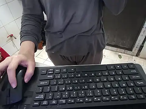 ---Lusi03---'s cam snapshot