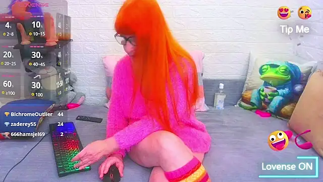 RedHousewife live sex cam