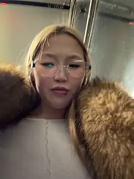 Aiko_Yumi live sex cam