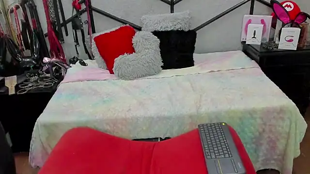 AlanaLuck live sex cam