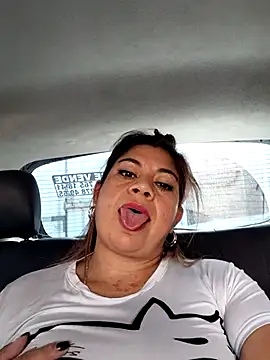 Laura-Hernandez live sex cam