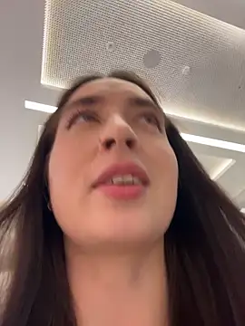 Holly_Play live sex cam