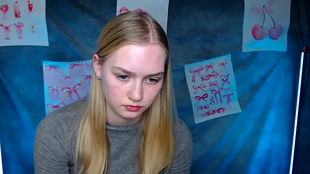 MademoiselleCl's cam snapshot