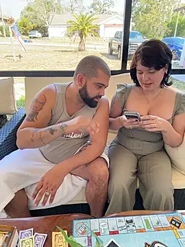 mangolini_parrocini live sex cam