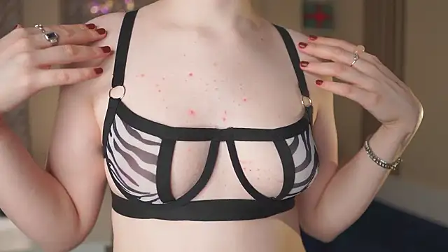 BelleHayton's cam snapshot