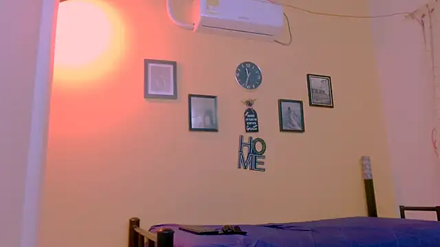 sexiempoderada18's cam snapshot