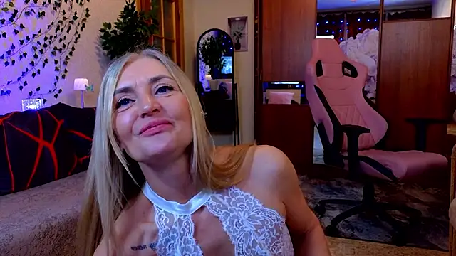 amelia_blondy live sex cam