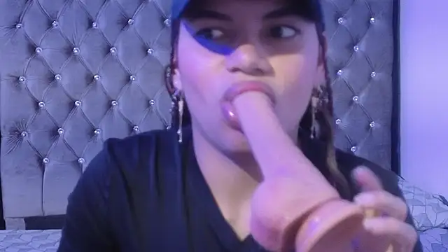 Angelina_rossy's cam snapshot