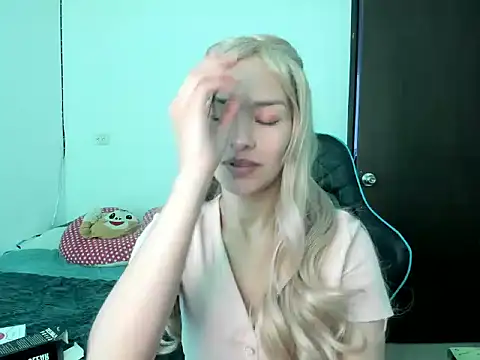 Megan_Blue_'s cam snapshot