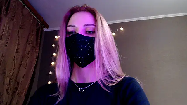 Iris_lave's cam snapshot