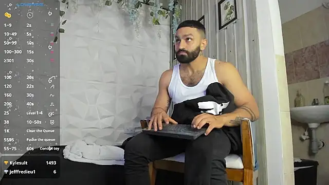 LeonidasKaiser live sex cam