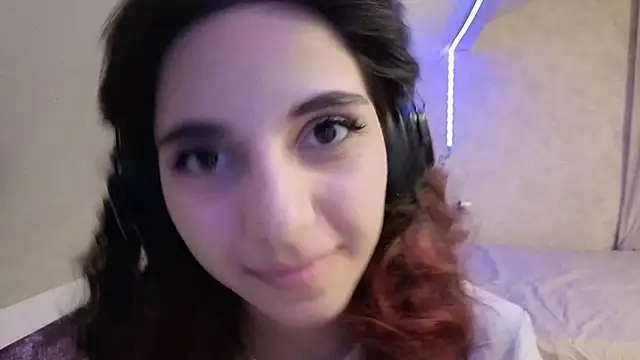 Blissmissataeses's cam snapshot