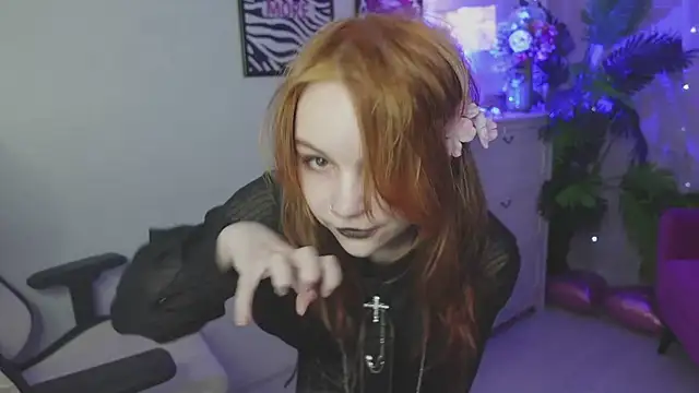 Staymonica's cam snapshot